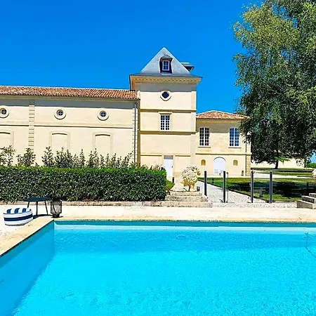 Chateau Laffitte Carcasset 4* Saint-Estèphe